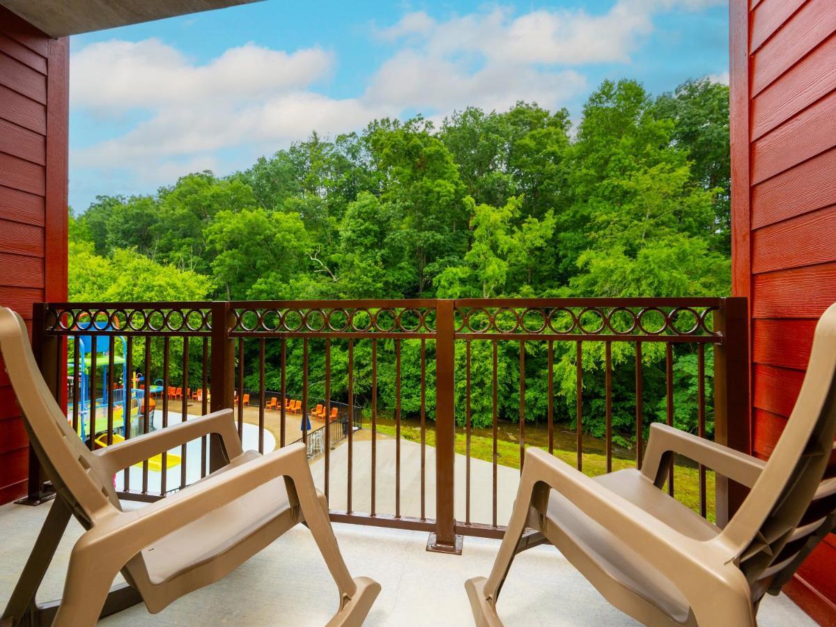 Country Cascades Waterpark Resort Pigeon Forge Extérieur photo